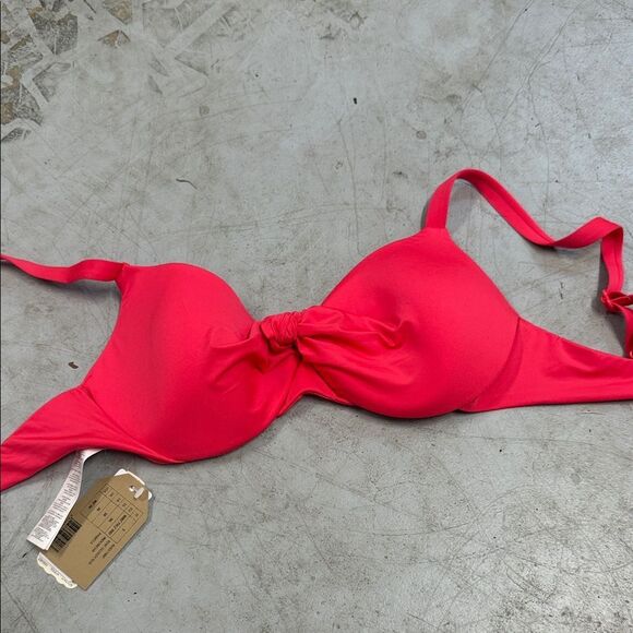 Vibrant Pink Bikini Top BRAND NEW - Calzedonia - Medium - Underwire Twist Top - Picture 1 of 3
